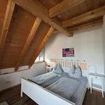 Ladestation E - Auto Neu Renoviert